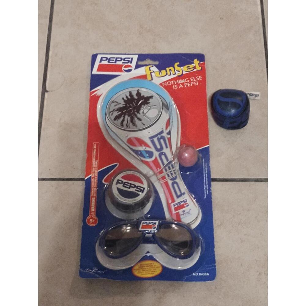 Vintage Pepsi Plastic Blue Sunglasses Yo-Yo Paddle Ball New NOS 1995 Rare